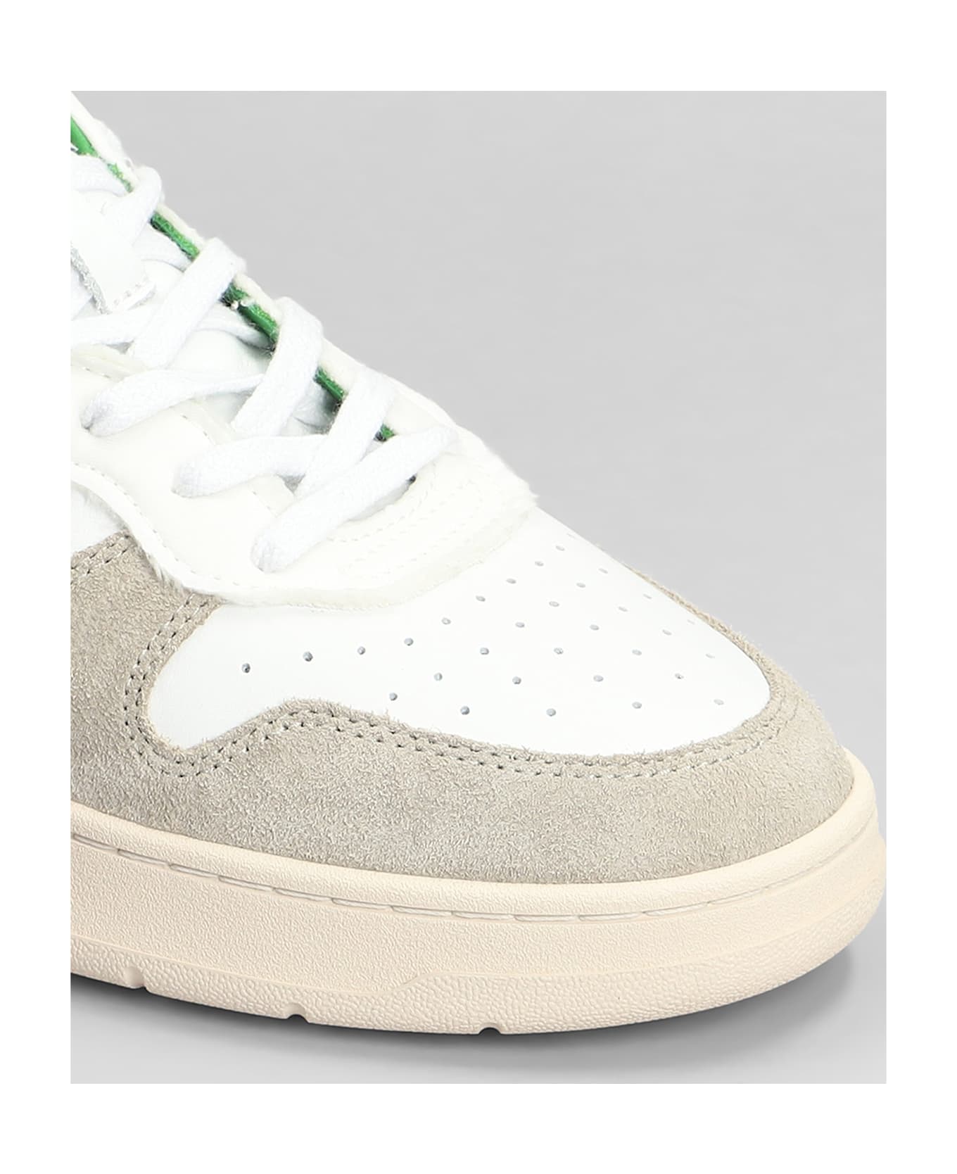 D.A.T.E. Court 2.0 Vintage Sneakers In White Suede And Leather - white