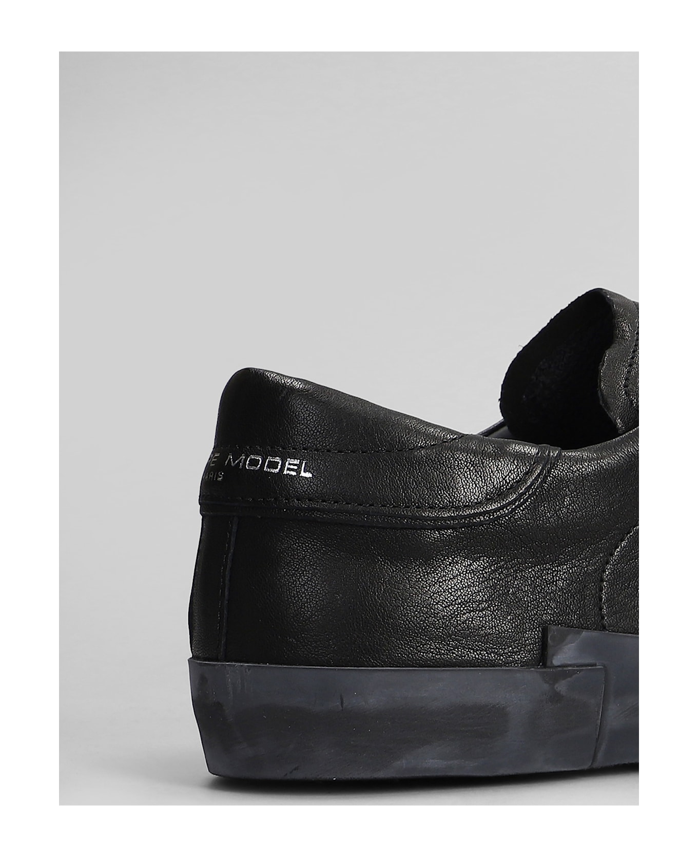 Philippe Model Prsx Low Sneakers In Black Leather - black