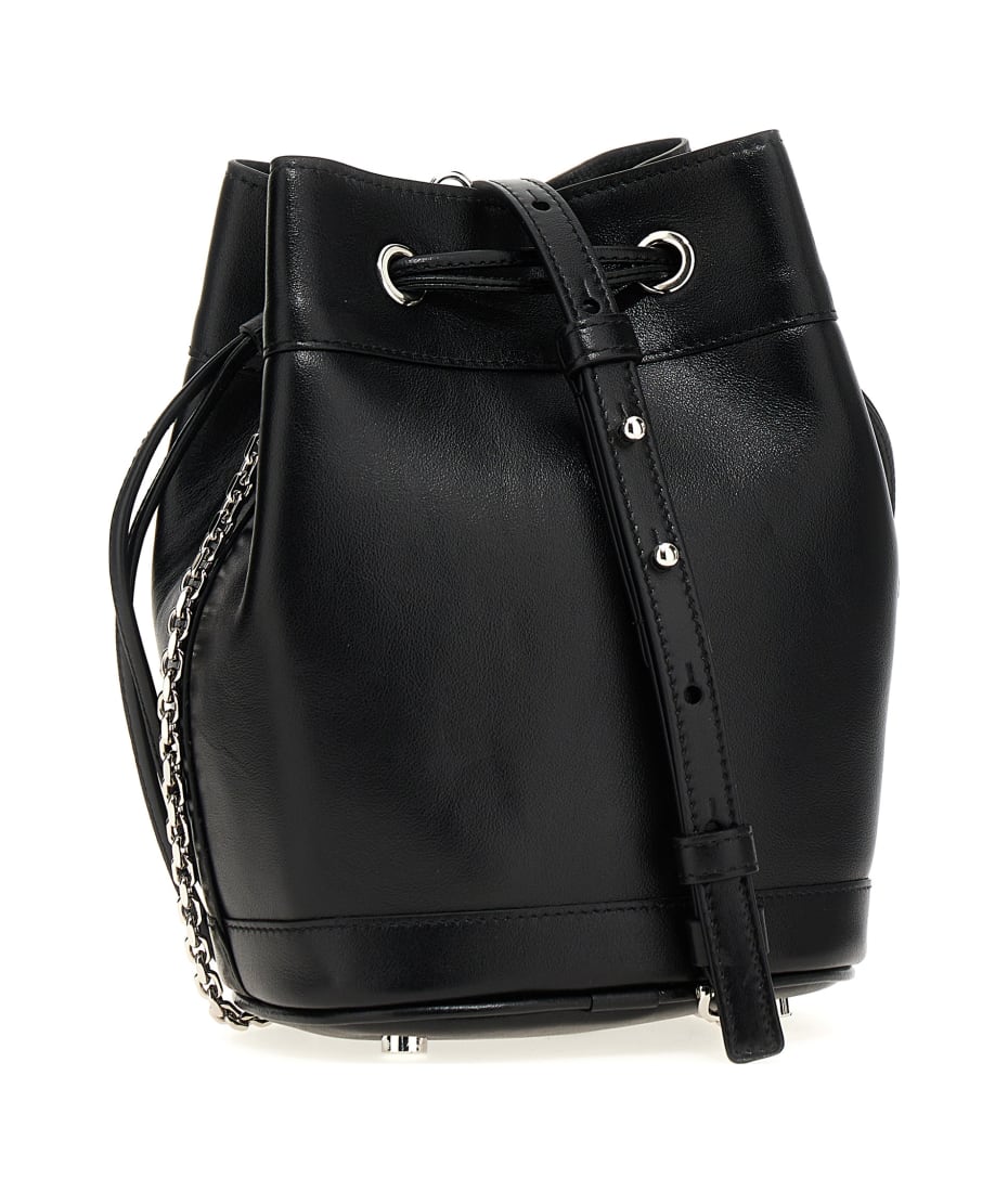 【Roger Vivier】Tres Vivier bucket bag Roger Vivier Très Vivier Leather Bucket Bag | italist
