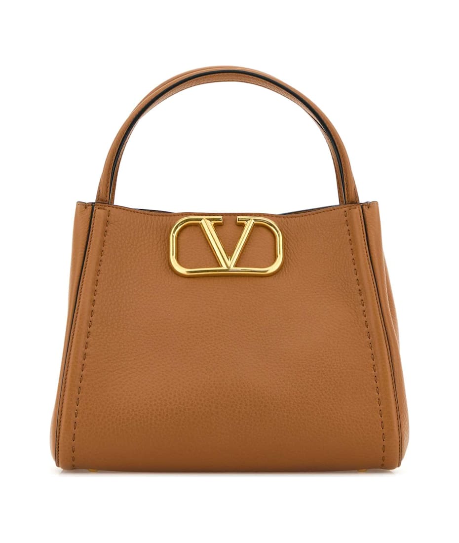 【関税&送料込】Valentino Garavani Camel Leather Medium Allt Valentino Garavani Camel Leather Medium Rockstud Tote Bag