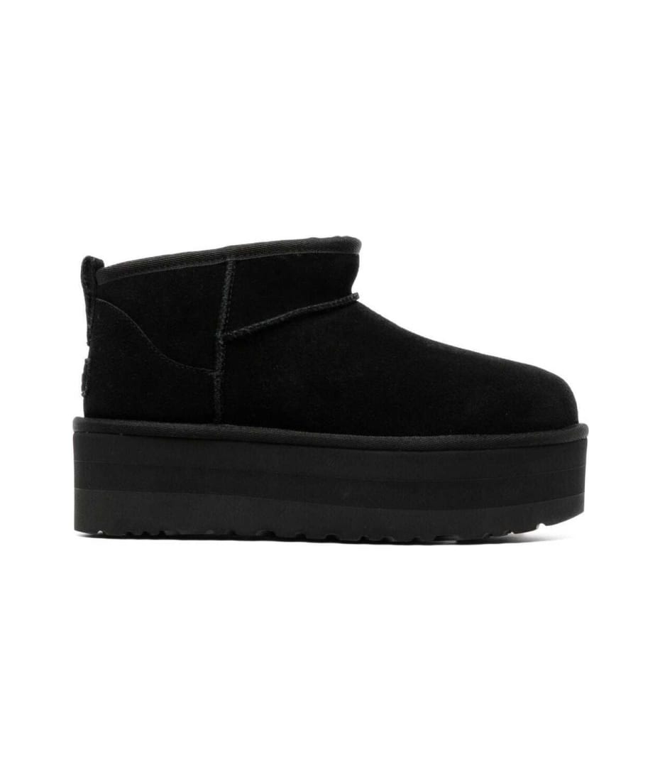 ショートブーツ・ブーティ UGG 'Ultramini' Black Boots with Platform in Suede Woman UGG 'ultramini' Black Boots With Platform In Suede Woman