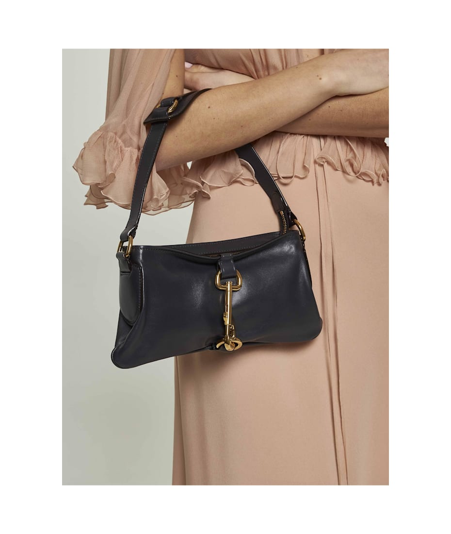 【送料&関税込】ChloAC Navy Blue Leather Kerala 25 Shopping CHLOÉ Kerala 25 leather shoulder bag | NET-A-PORTER