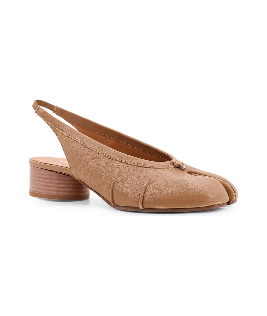 【新品】Maison Margiela Tabi スリングバック 36 Maison Margiela Tabi Slingback | italist