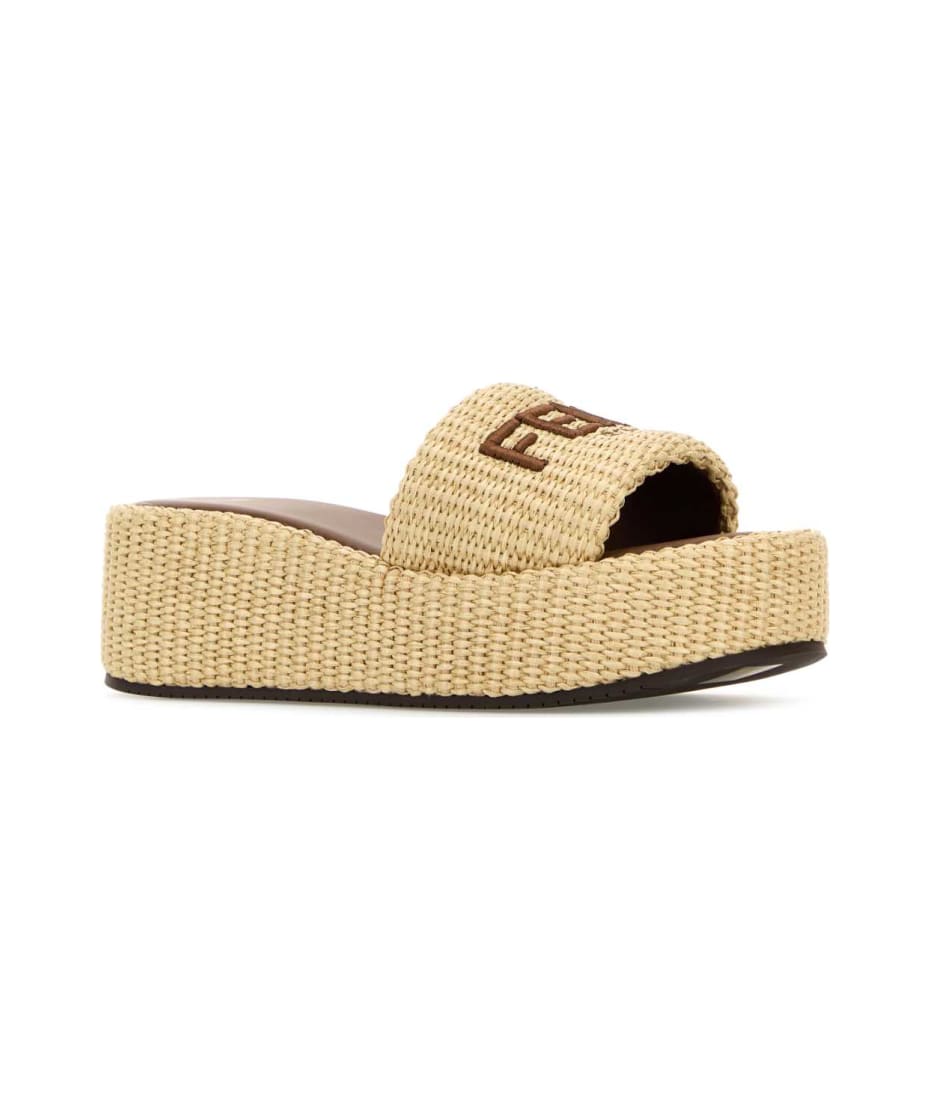 【関税&送料込】Fendi Caramel Leather Slippers Fendi Raffia Sunshine Slippers | italist