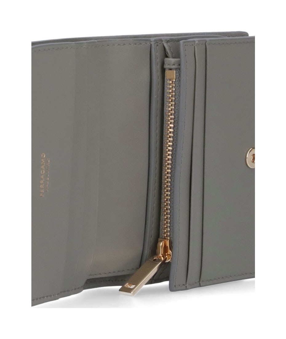 Ferragamo Compact Wallet 