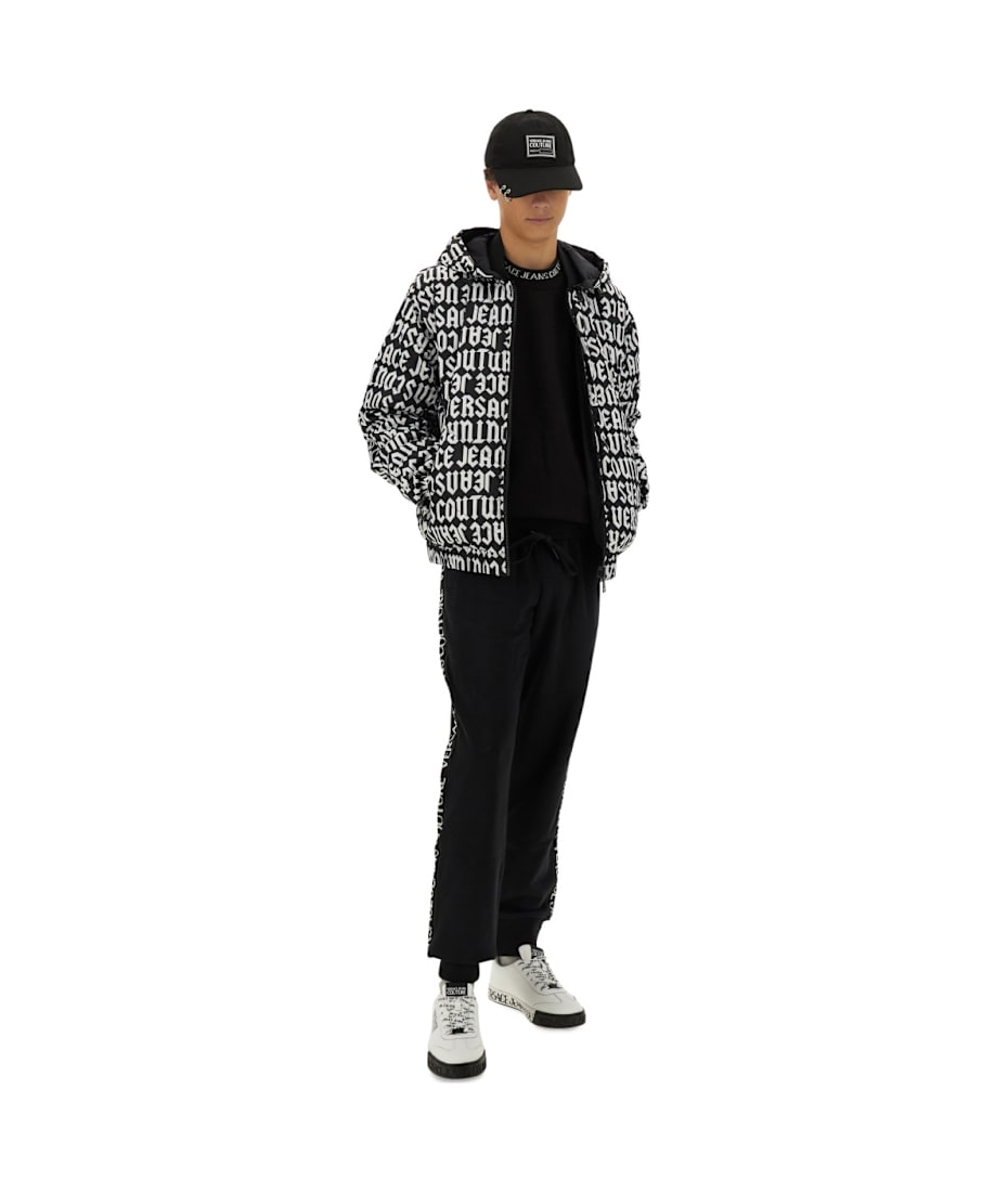 ボトムスその他 VERSACE JEANS JOGGING PANTS WITH LOGO (77HAAT06 CF01TG89) Versace Jeans Couture Jogging Pants With Logo | italist