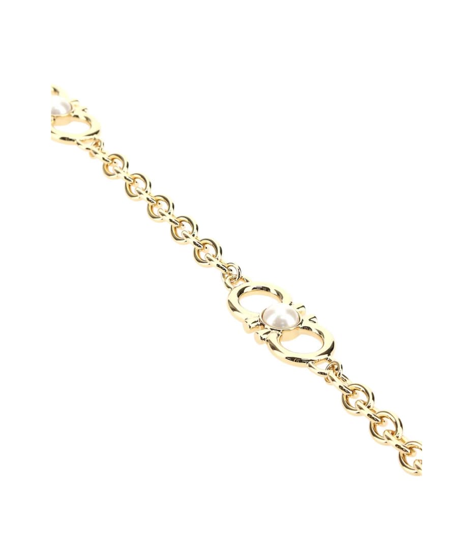 ネックレス・ペンダント FERRAGAMO Golden l necklace (760572755713 OROPERBIA) Ferragamo Golden Metal Necklace | italist