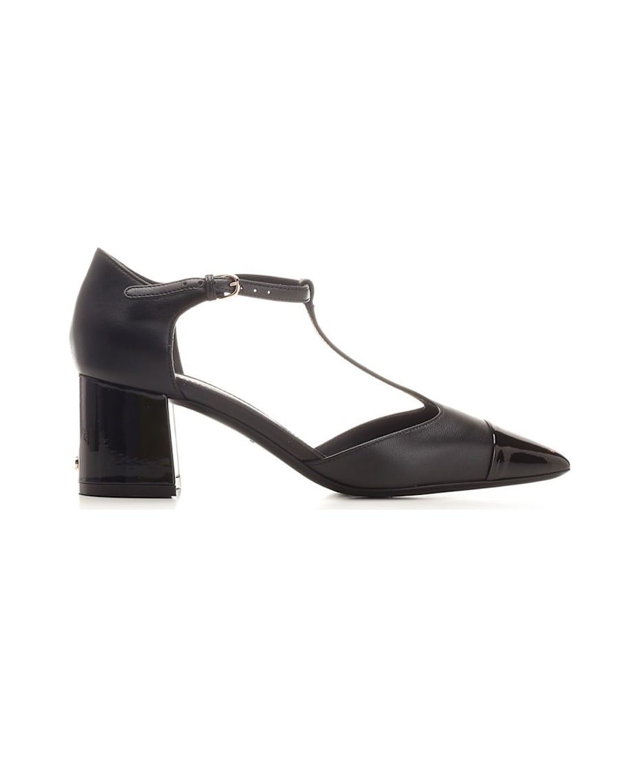 パンプス FERRAGAMO BLACK PATENT T-STRAP DECOLLETE Ferragamo Black patent T-strap décolleté | TheDoubleF