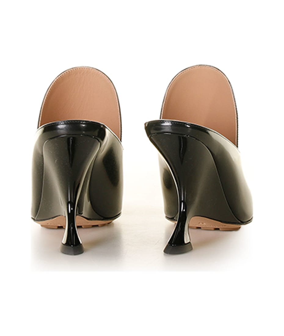 VIP【送料関税込】BottegaVeneta Rocket Balck Mule Rocket patent leather mules in black - Bottega Veneta