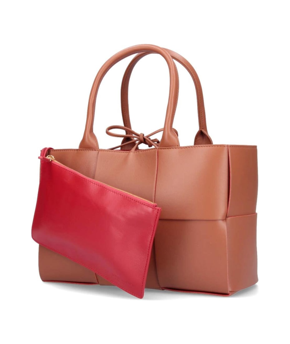 【関税&送料込】Bottega Veneta Arco Medium Tote In Maxi Intr BOTTEGA VENETA 575943 Maxi Intrecciato Arco medium Bag