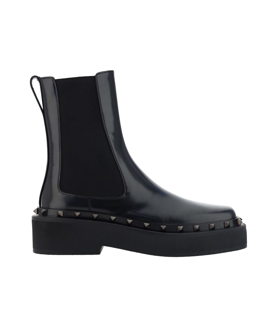 Valentino Garavani Garavani Rockstud M way Boots italist ALWAYS LIKE A SALE