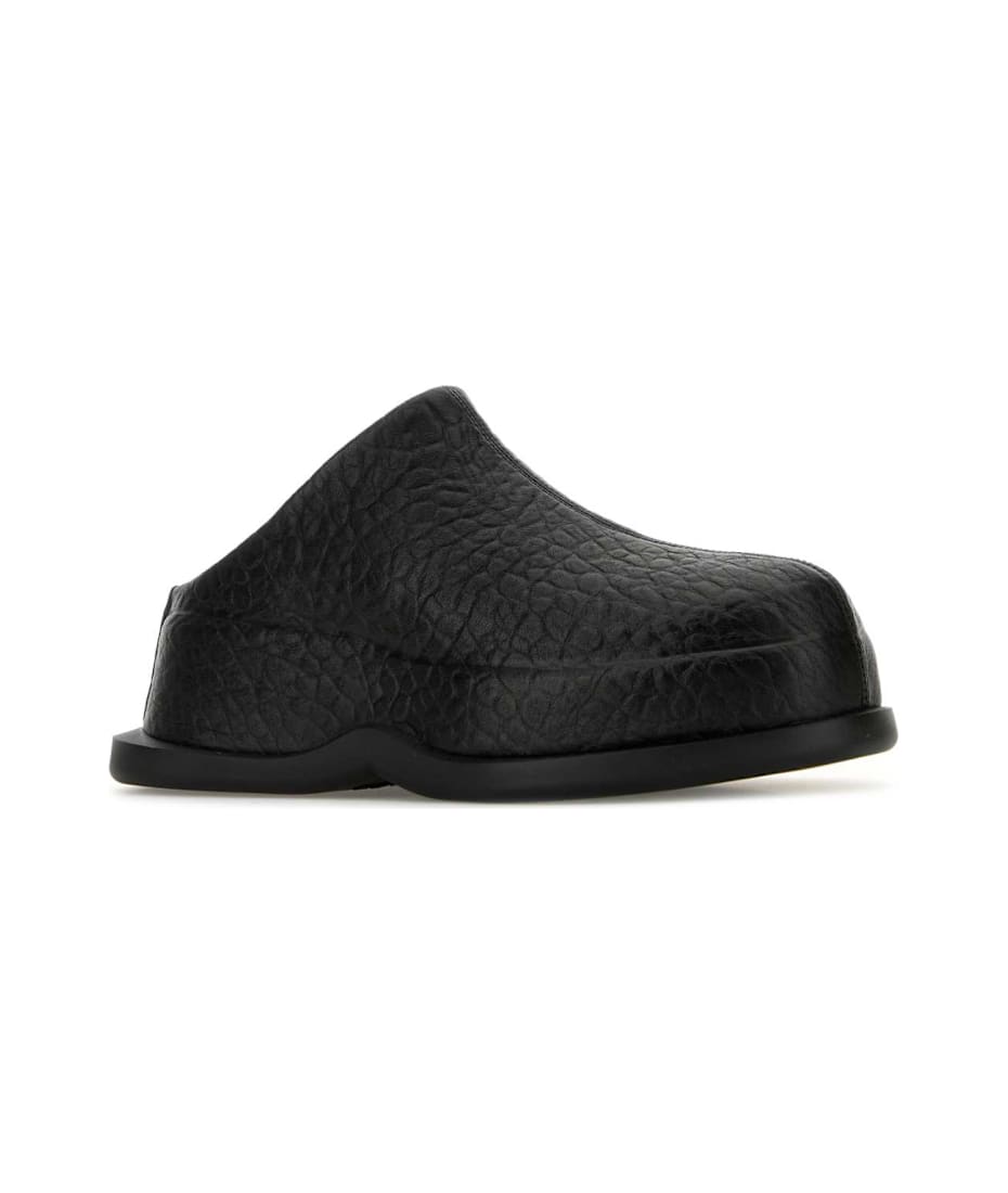 サンダル・ミュール alexander mcqueen Black leather Wave slippers Alexander McQueen Black Leather Wave Slippers | italist