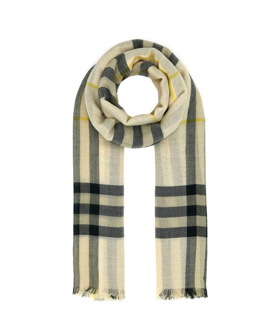 【関税&送料込】Burberry Embroidered Wool Scarf Burberry Embroidered Wool Scarf | italist
