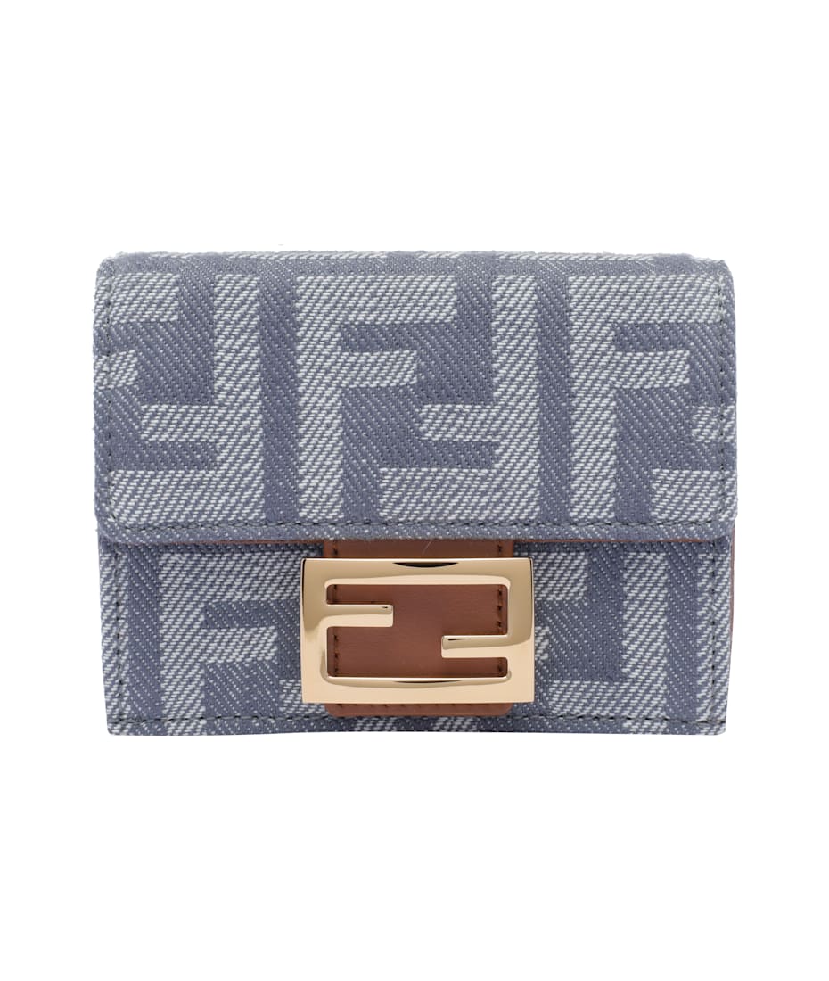 【送料&関税込】Fendi Ff Logo Denim Trifold Wallet Fendi Ff Logo Denim Trifold Wallet | italist