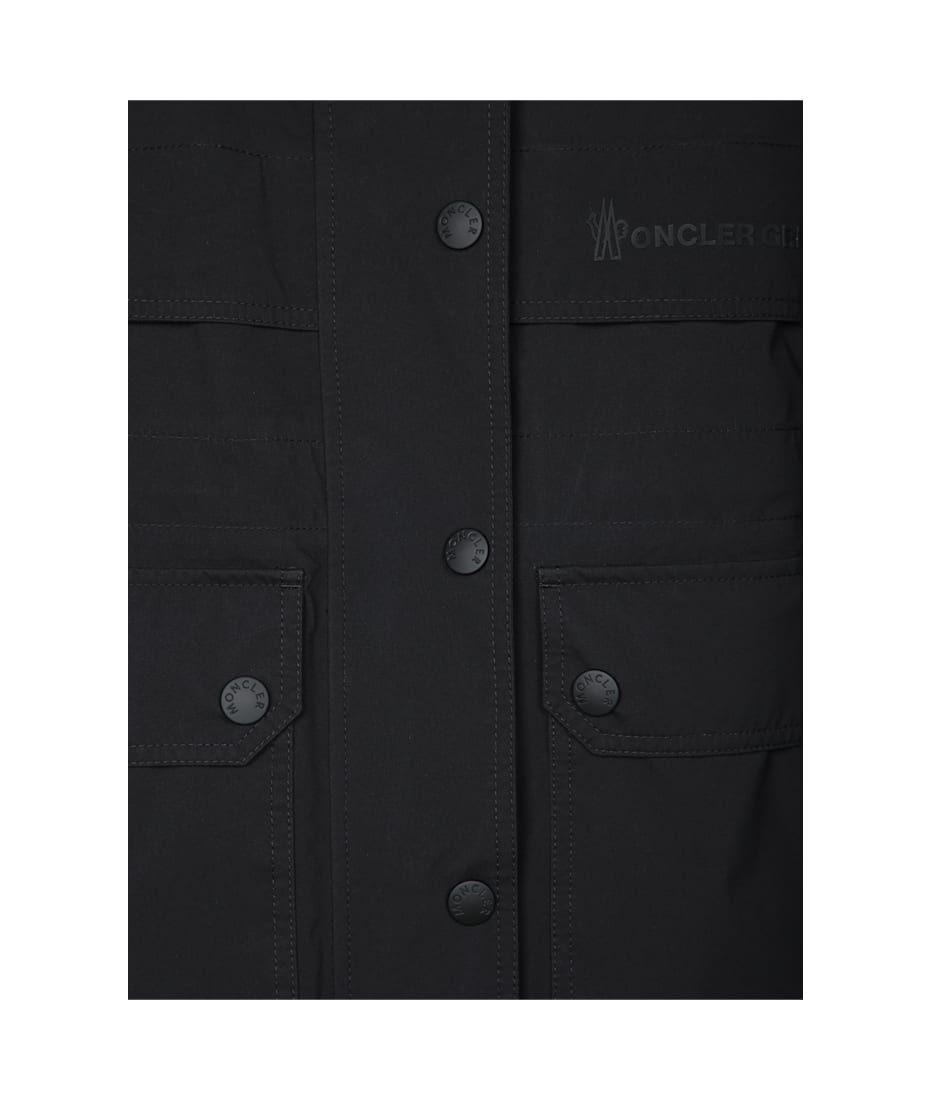 【送料&関税込】Moncler Grenoble Seigne Logo Black Parka Moncler Grenoble Seigne Logo Black Parka | italist