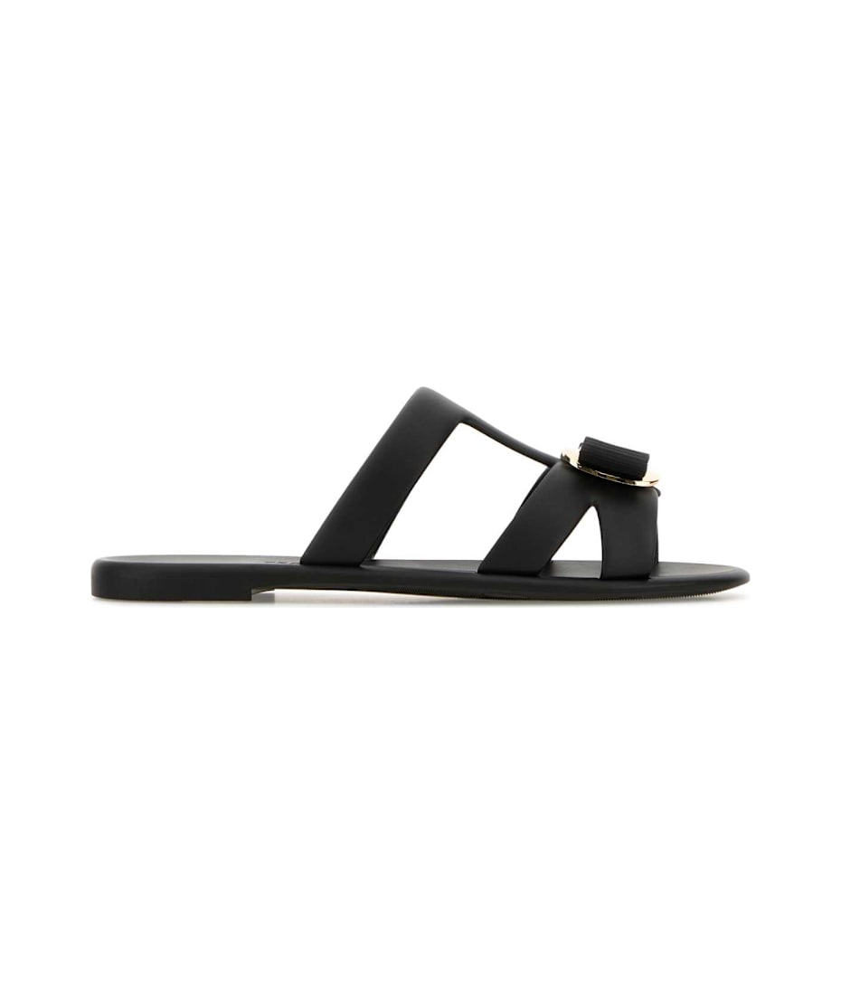 サンダル・ミュール Salvatore Ferragamo Black Rubber Lilou Slippers Ferragamo Black Rubber Lilou Slippers | italist