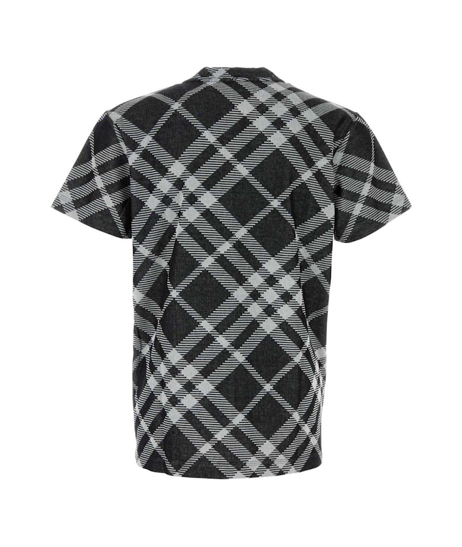 【送料&関税込】Burberry Nova Check Short-sleeved Crewneck T Burberry Nova Check Short Sleeved Crewneck T-shirt | italist