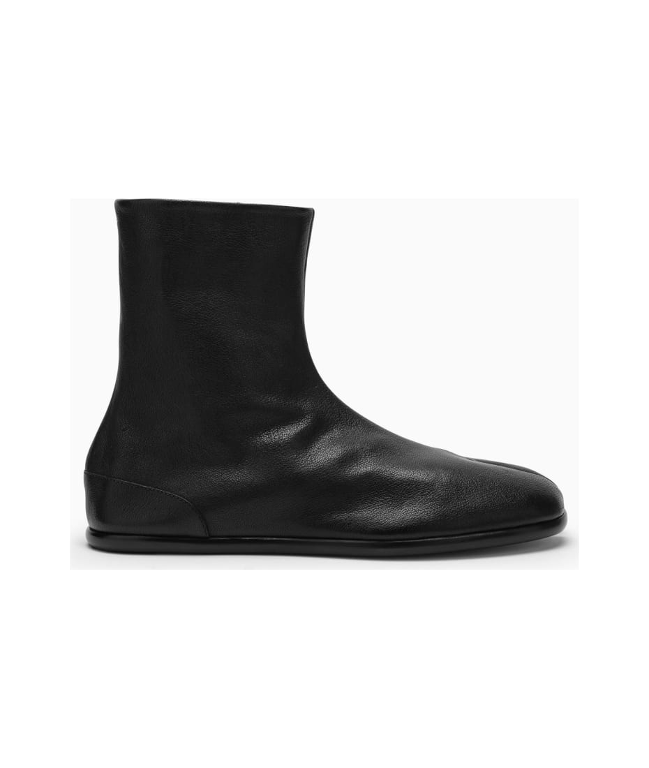 ◆Maison Margiela◆Tabi タビブーツ◆正規品◆ Maison Margiela Tabi Flat Boots | italist