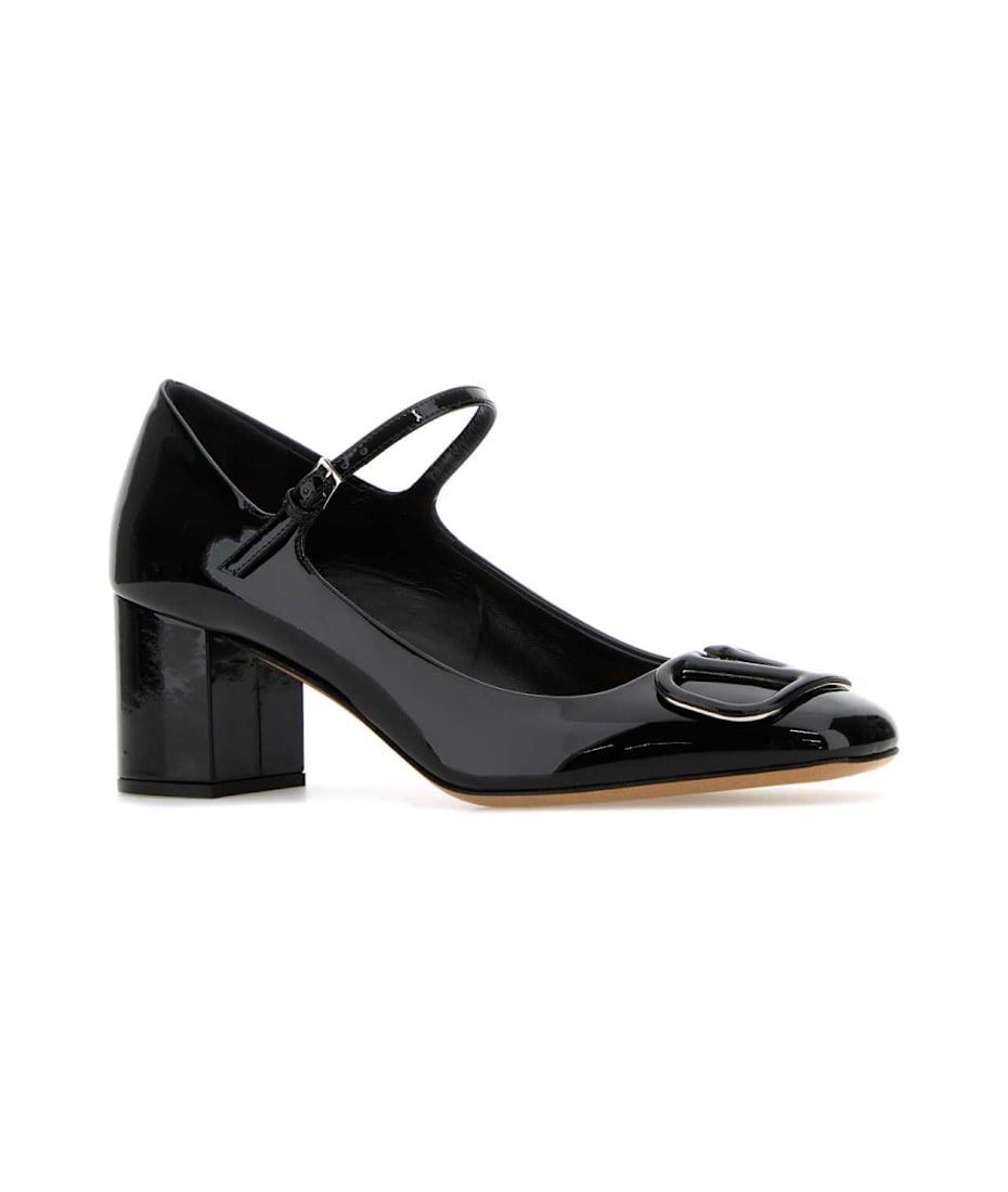 Valentino Garavani Black Leather Vlogo Signature Pumps