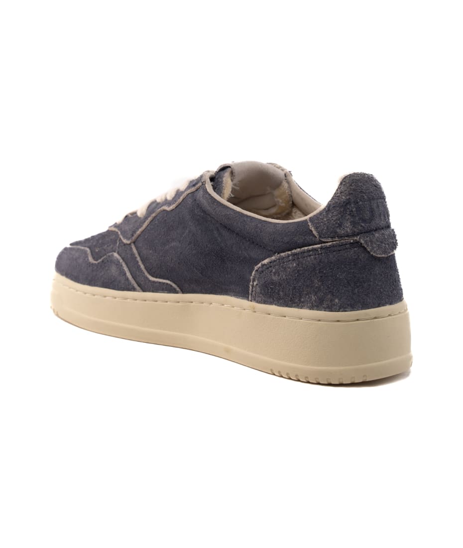 Autry Medalist Low Sneakers In China Blue Suede | italist