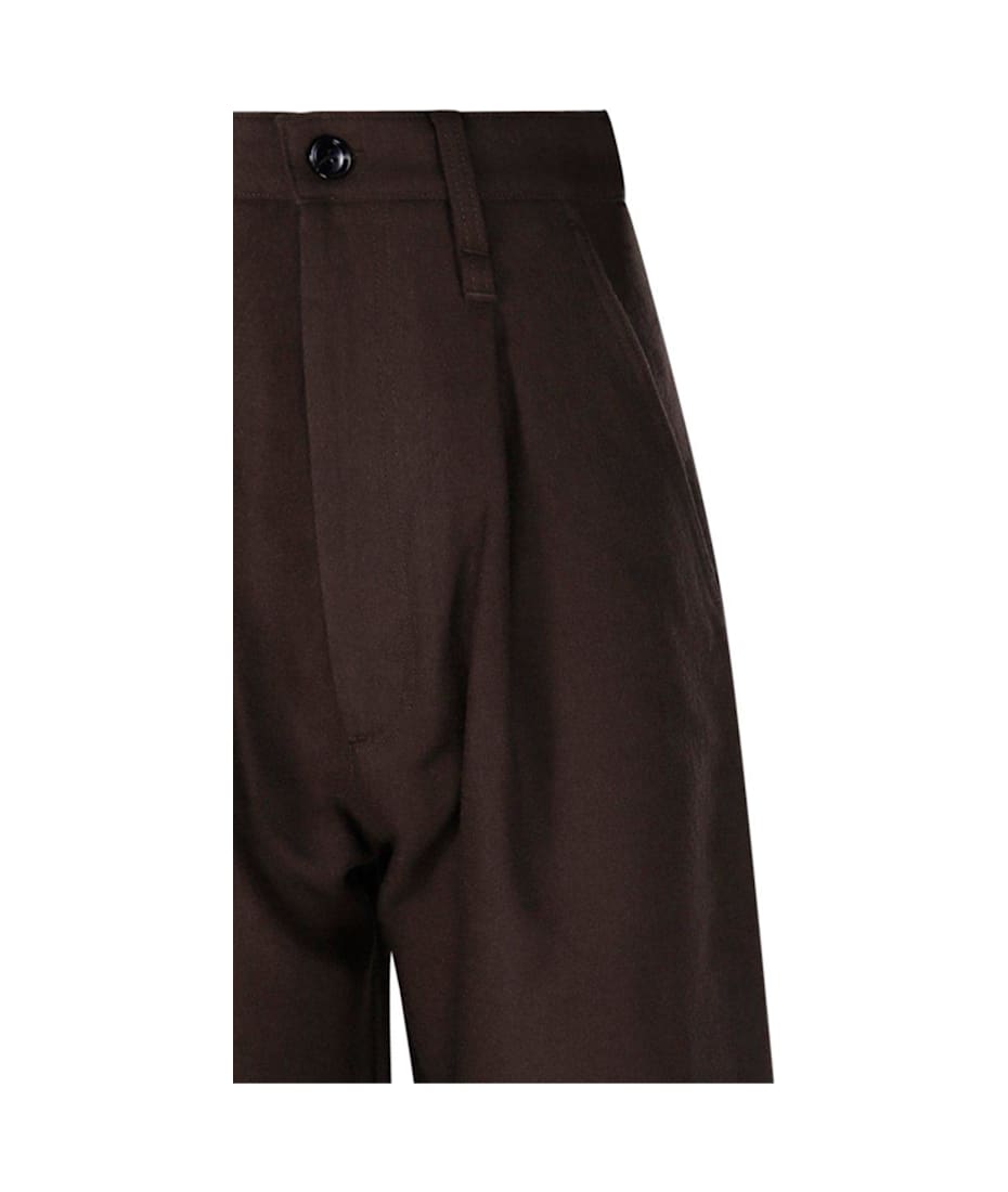 【送料&関税込】Ami Alexandre Mattiussi Gabardine Cargo Trou Ami Alexandre Mattiussi Gabardine Cargo Trousers | italist