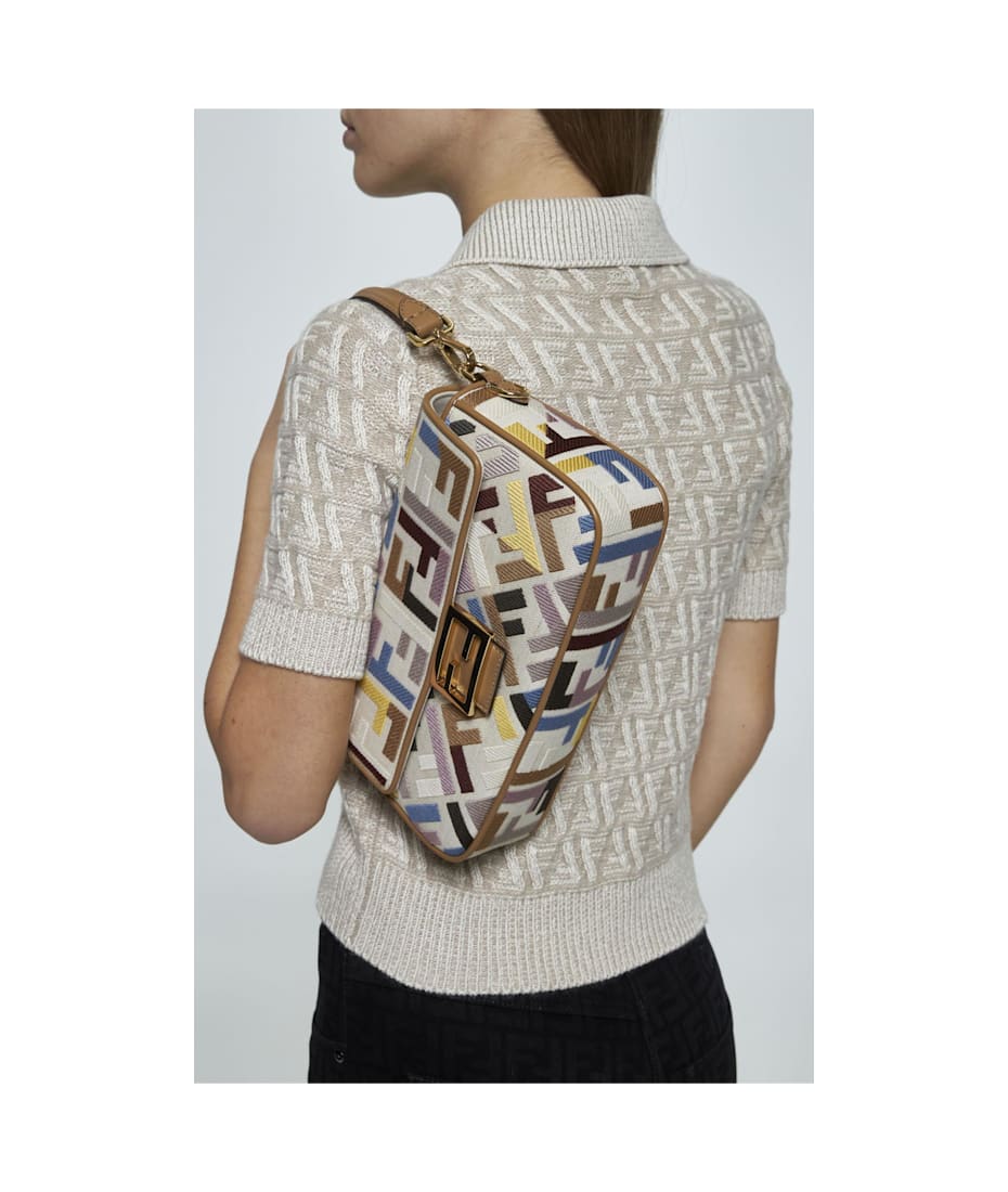 【関税&送料込】Fendi Baguette Bag In Ff Jacquard Fendi Baguette Ff Jacquard Bag | italist