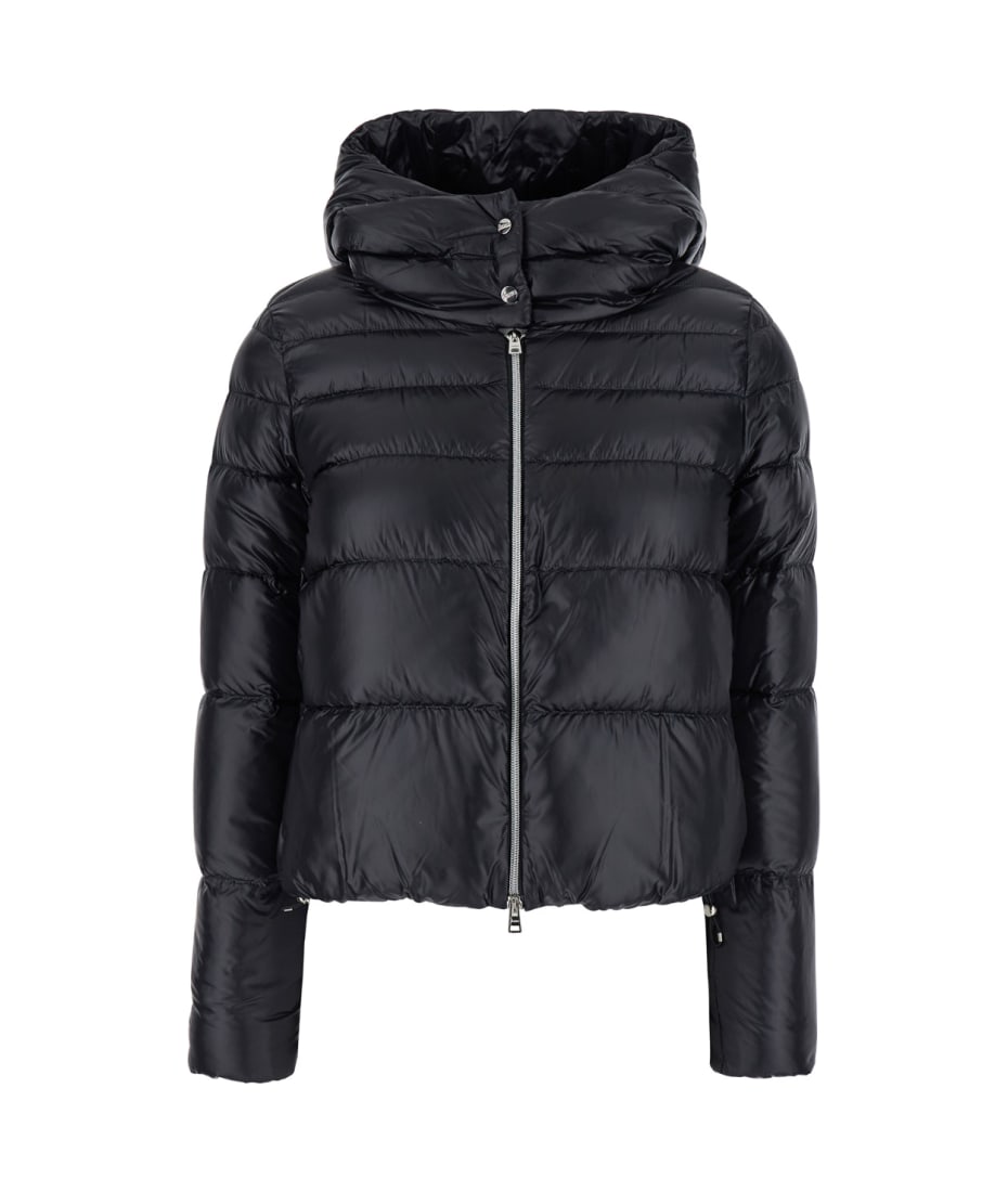 【関税＆送料込み】Herno Black Hooded Down Jacket In Nylon Herno Black Hooded Down Jacket In Nylon Woman ダウン