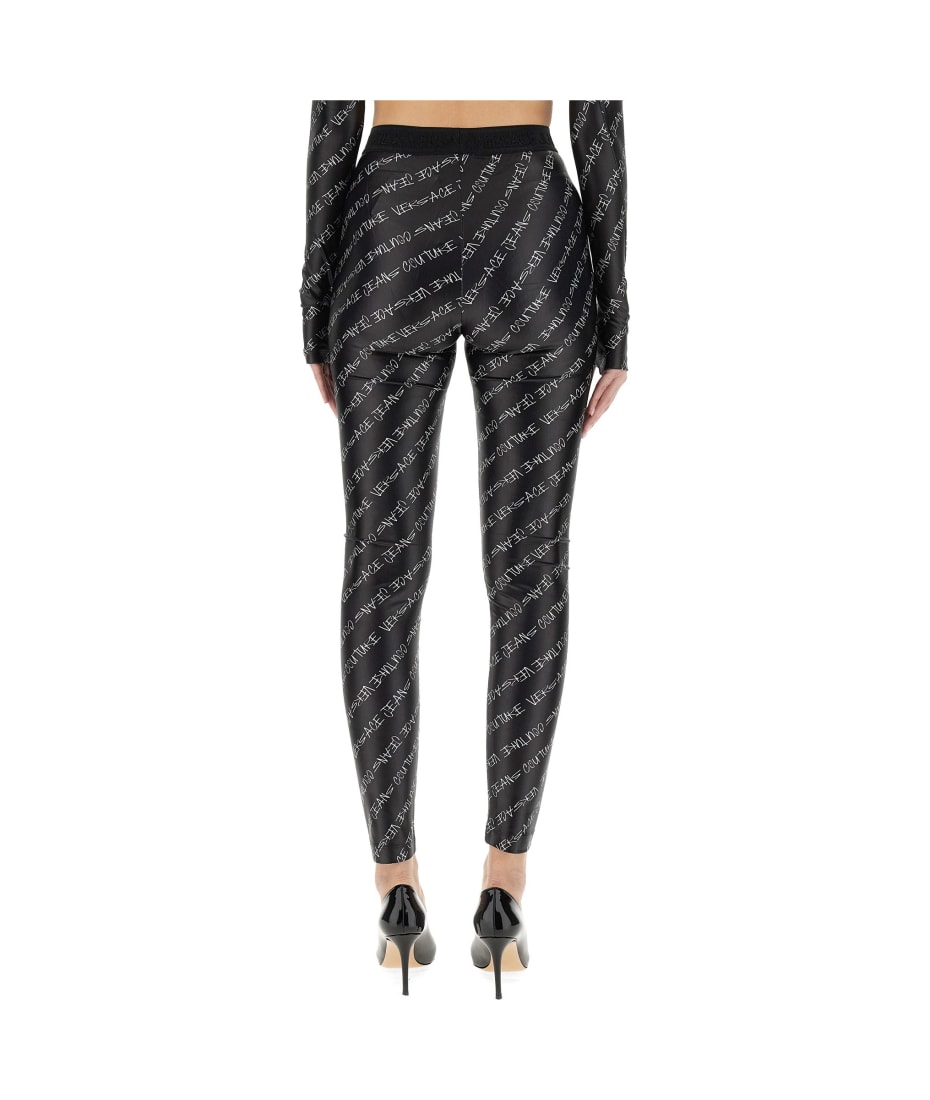 ボトムスその他 VERSACE JEANS LEGGINGS WITH LOGOED BAND (78HAC114 J0223721) Leggings with logo print brand VERSACE JEANS COUTURE