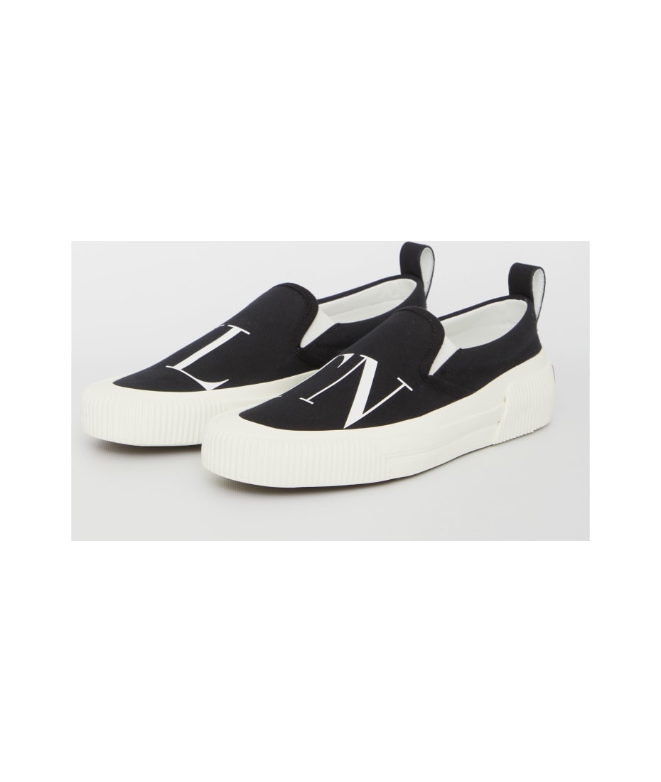 スニーカー Valentino Garavani Sneakers & Slip-On Valentino Garavani VLTN slip-on Sneakers | White | FARFETCH