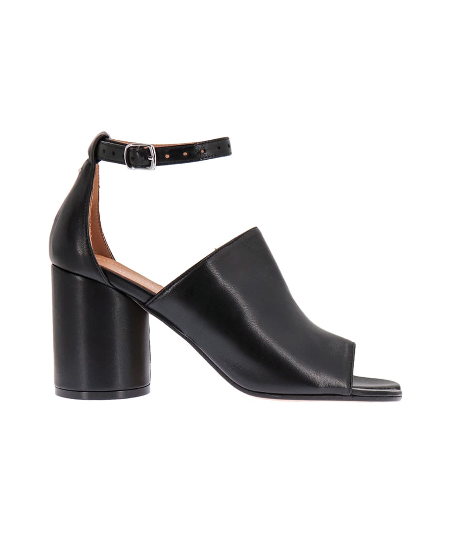 Maison margiela tabi on sale sandals