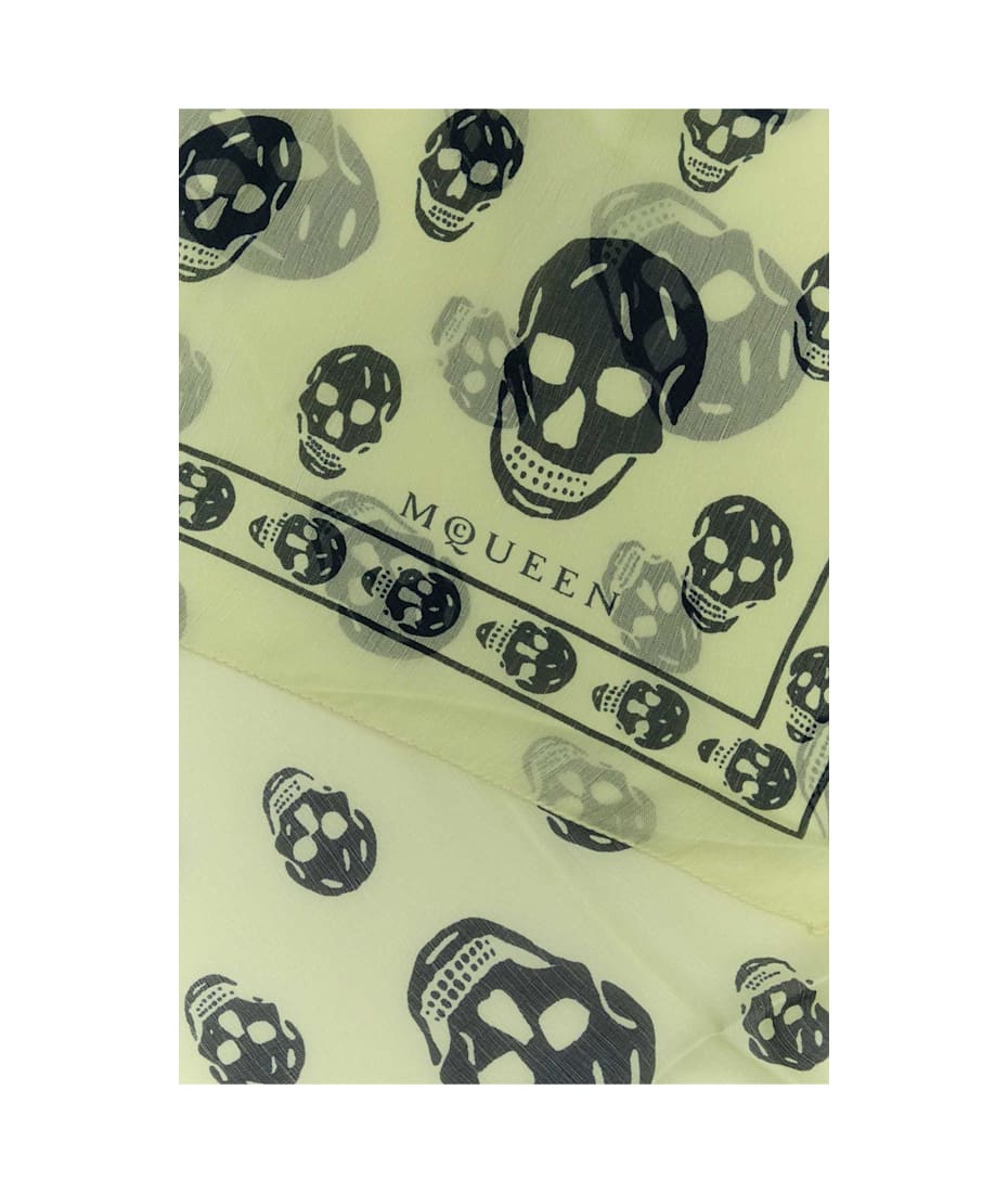 スカーフ Alexander Mcqueen Printed Silk Foulard Alexander McQueen Printed Silk Foulard | italist