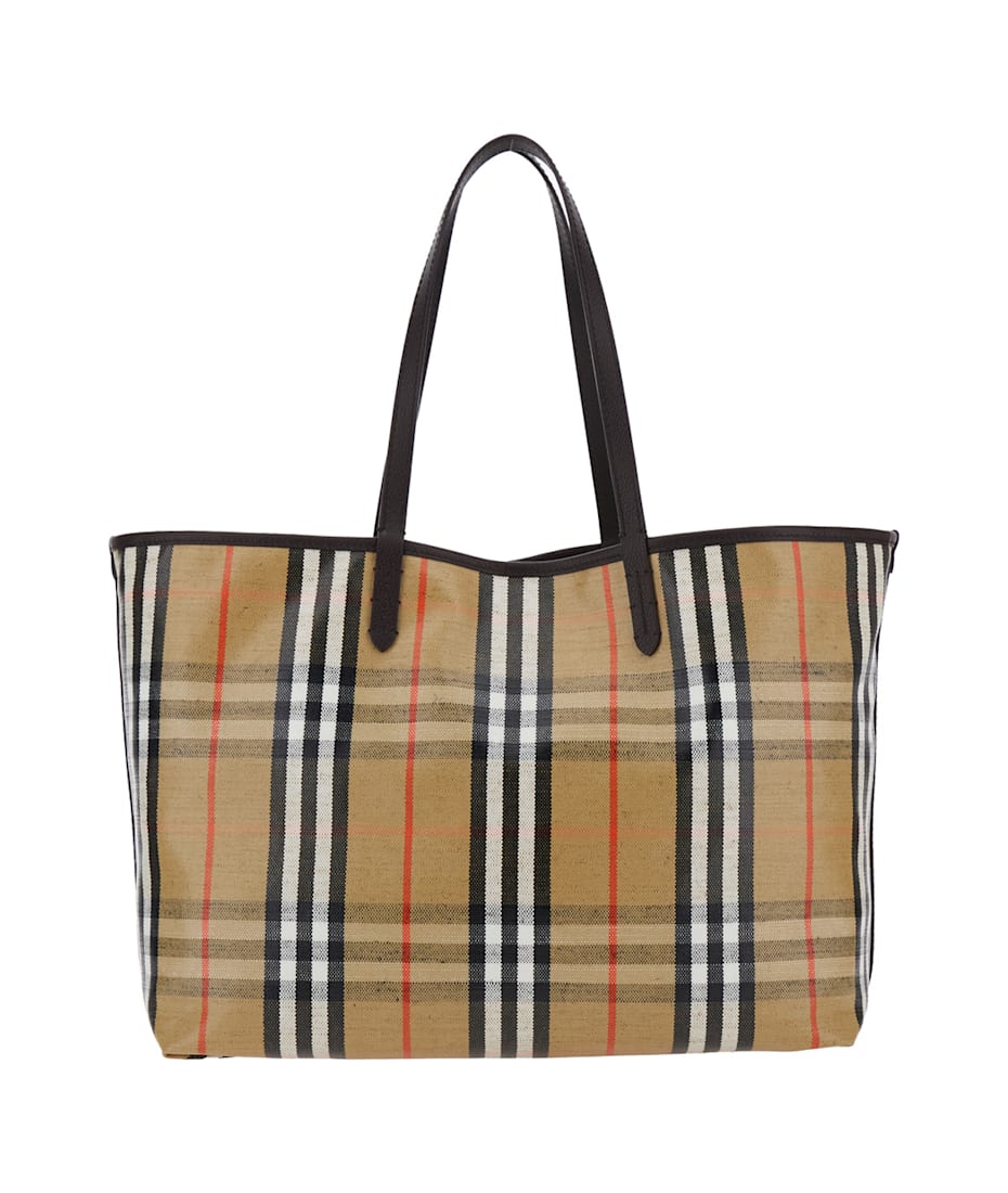 【関税＆送料込み】Burberry Medium \"Tote Highlands\" Shoulde Medium Highlands Tote in Sand - Women, Cotton, Linen