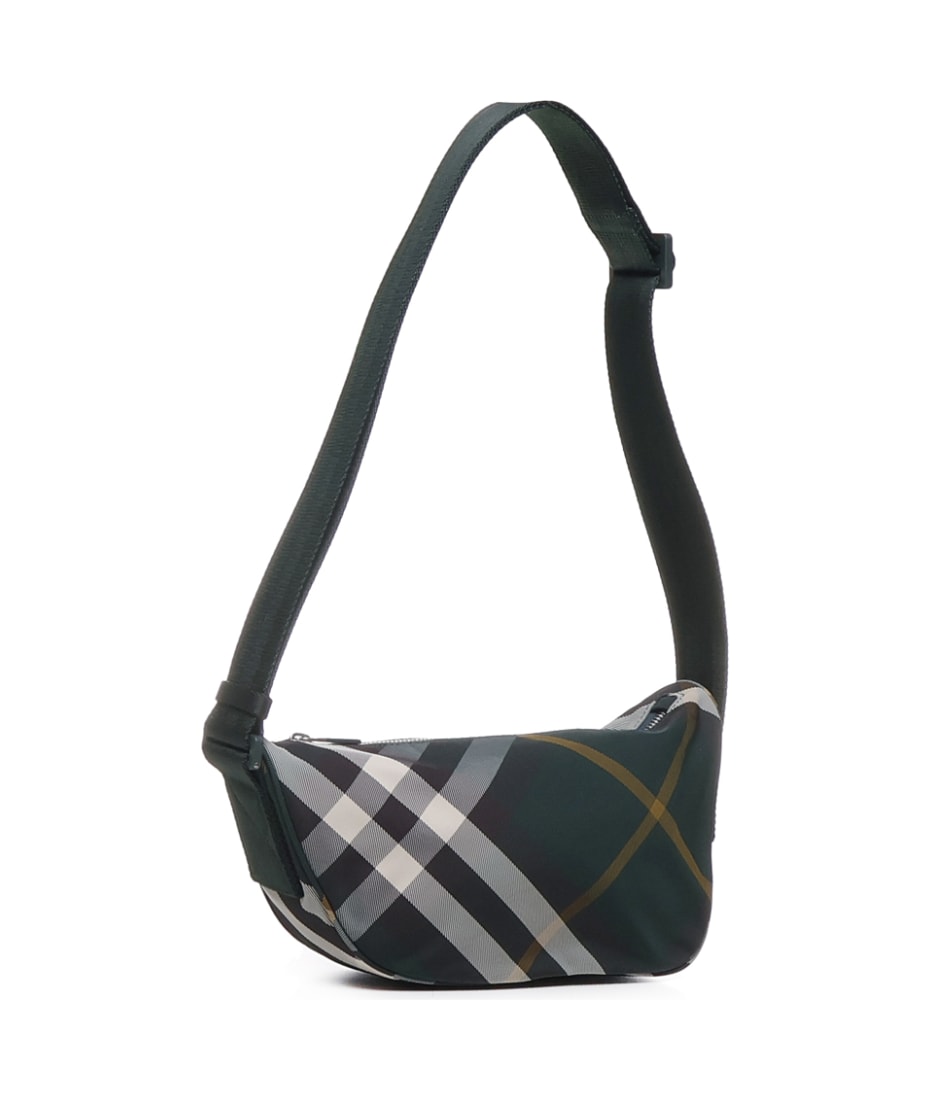 BURBERRY シルト チェック クロスホティ ハック 8083576 B8636 Burberry Shield Checkered Woven Backpack | Green | FARFETCH