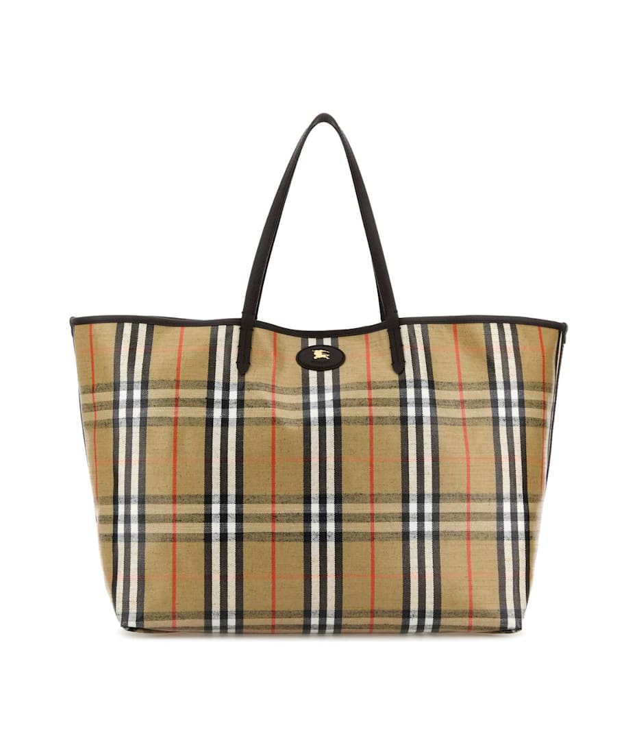 トートバッグ BURBERRY Embroidered Canvas Shopping Bag Burberry Embroidered Canvas Large Highlands Shopping Bag