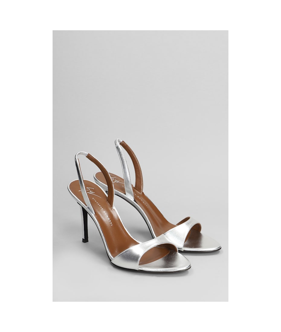 サンダル・ミュール GIUSEPPE ZANOTTI Women Sandals E100072 SILVER 19398116_43535187_600.jpg