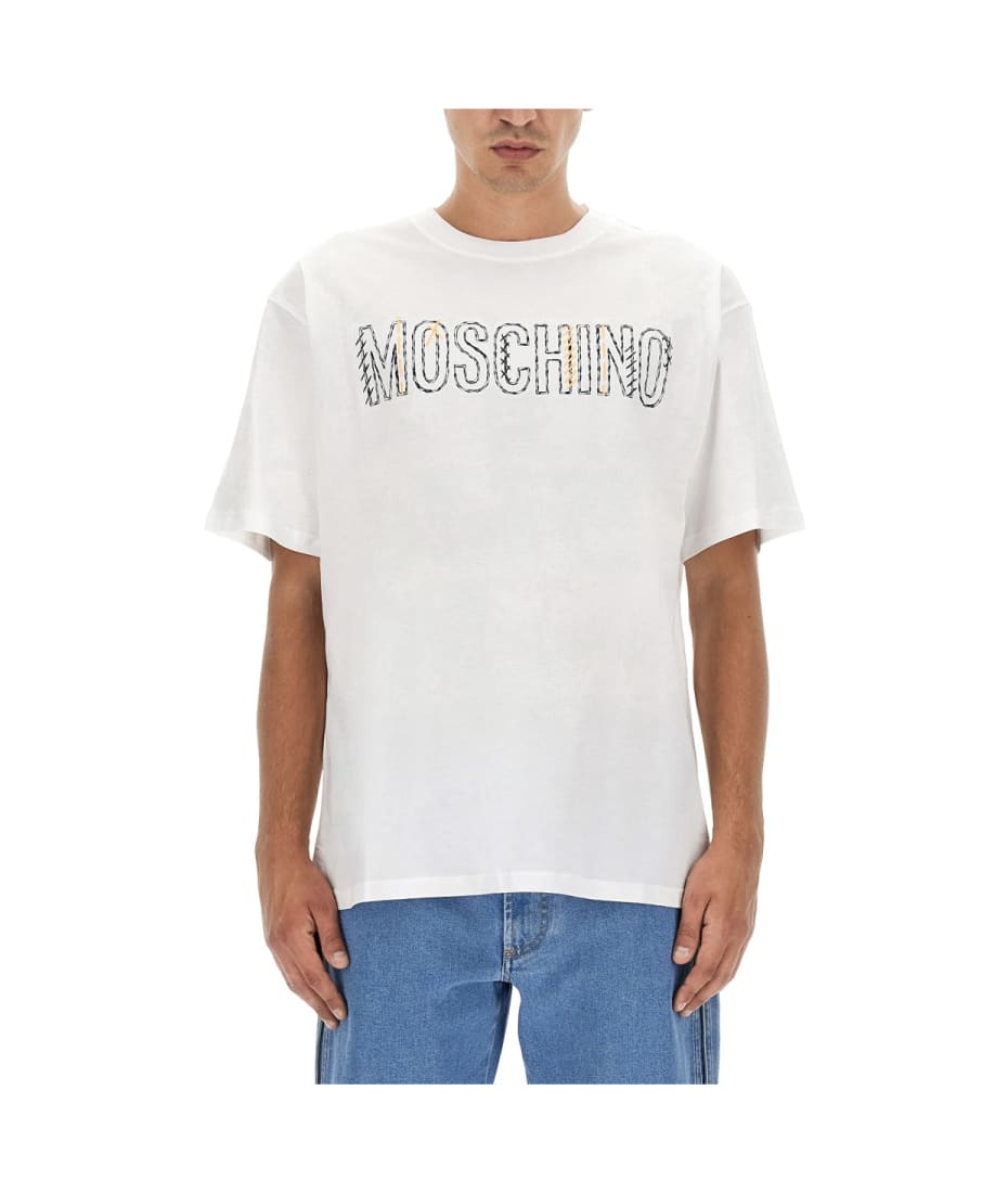 【関税&送料込み】Moschino T-Shirt With Logo Moschino T-shirt With Logo | italist