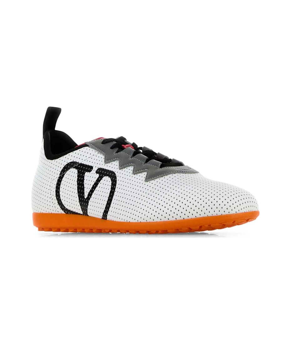 【関税&送料込】Valentino Garavani White Nappa Leather Chrom Valentino Garavani White Nappa Leather Chromathon Sneakers