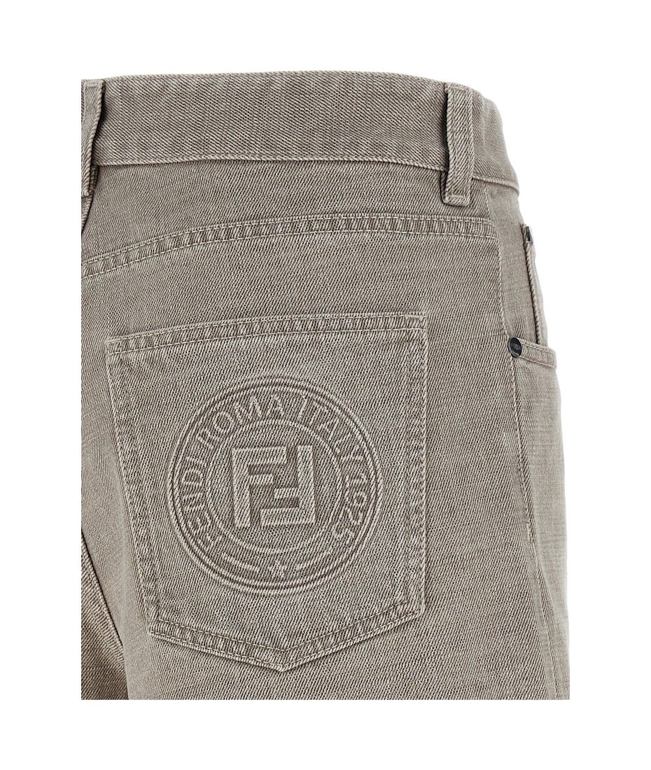 ショートパンツ FENDI 'Fendi Stamp 1925' shorts Beige fendi Stamp 1925' Shorts | italist
