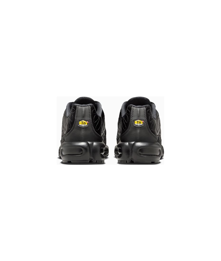 nike air max plus junior black