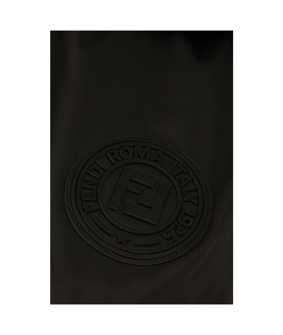 【送料&関税込】Fendi Black Polyester Sleeveless Jacket Fendi Black Polyester Sleeveless Jacket | italist