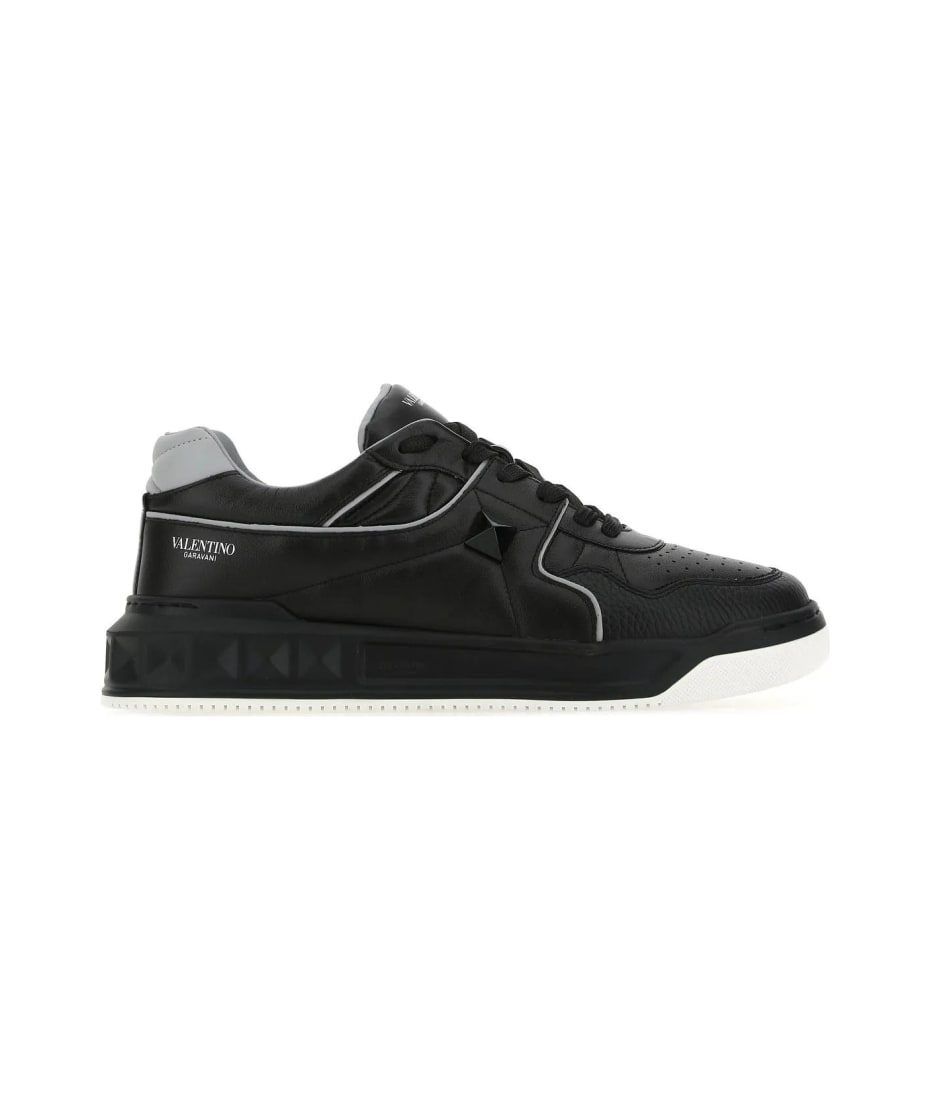 スニーカー VALENTINO Black nappa leather One Stud sneakers Valentino Garavani Black Nappa Leather One Stud Sneakers