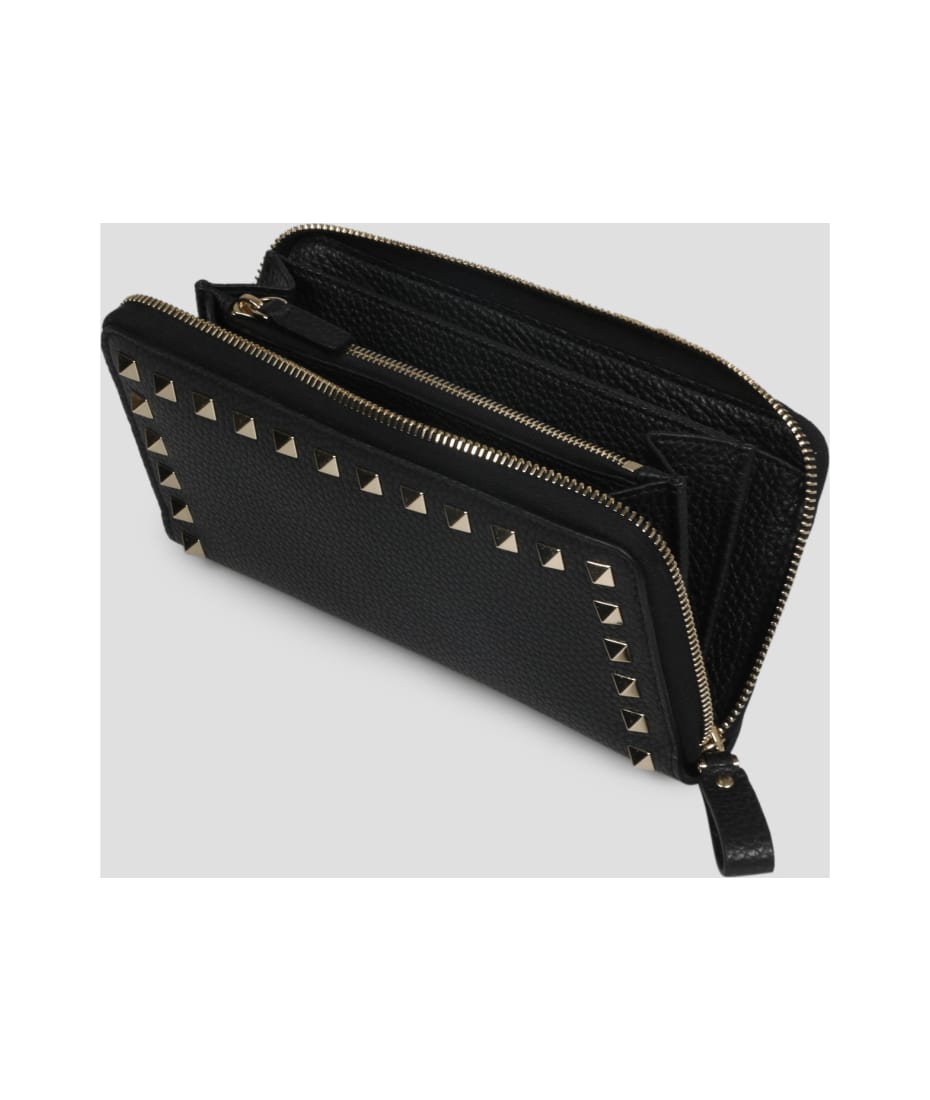 長財布 Valentino Garavani Black Leather Rockstud Wallet Valentino Garavani Black Leather Rockstud Wallet | italist