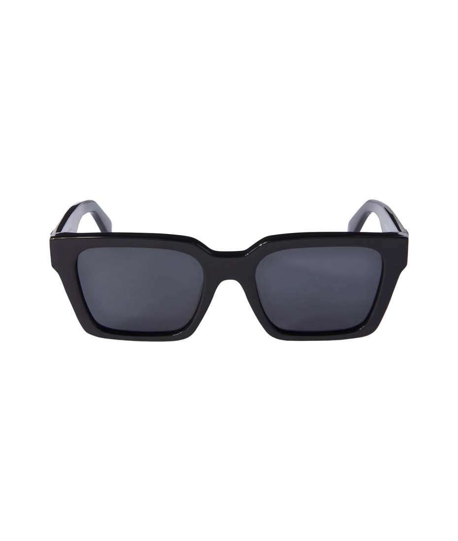 【送料&関税込】Off-White Oeri111 Branson 1007 Black Sunglas Off-White Oeri111 Branson 1007 Black Sunglasses | italist