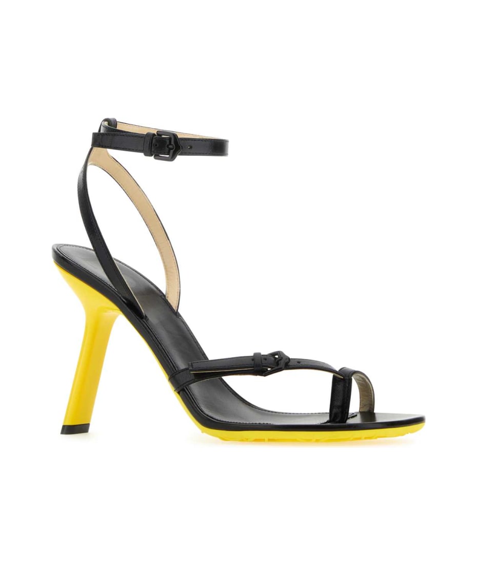 お買い得！！★ ロエベ PETAL STILETTO サンダル ★ Loewe Black Leather Petal Sandals | italist