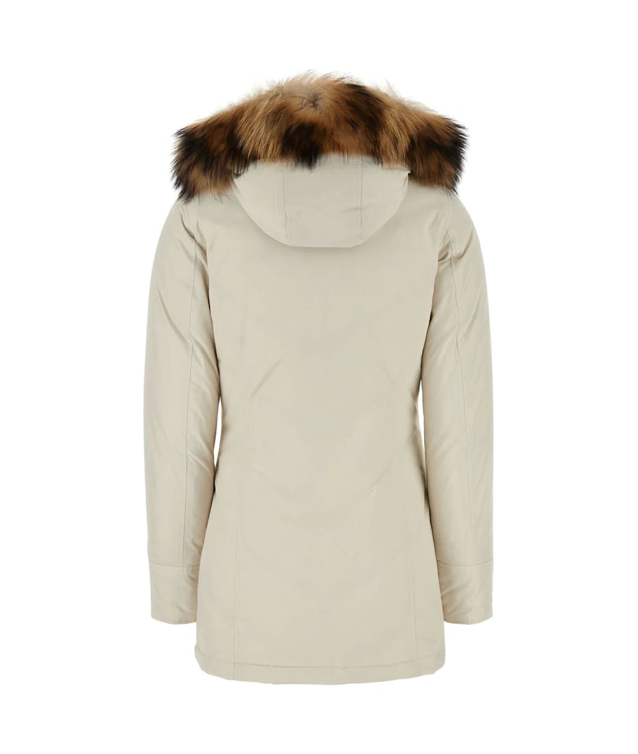 【送料&関税込】Woolrich Ivory Polyester Luxury Arctic Down Woolrich Ivory Polyester Luxury Arctic Down Jacket | italist