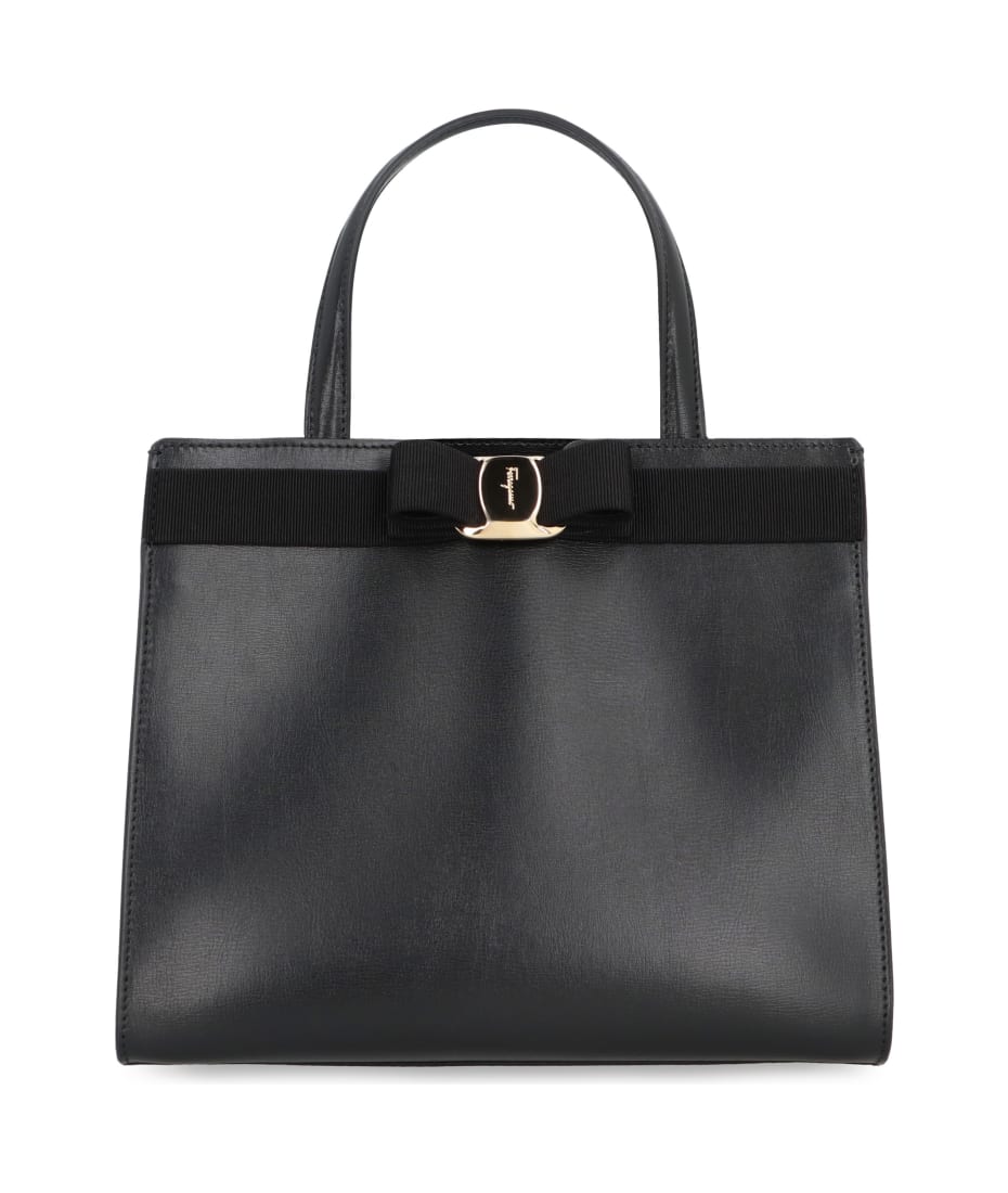 【SALVATORE FERRAGAM】VARA BOW TOTE BAG Ferragamo Vara Bow Detail Tote Bag | italist