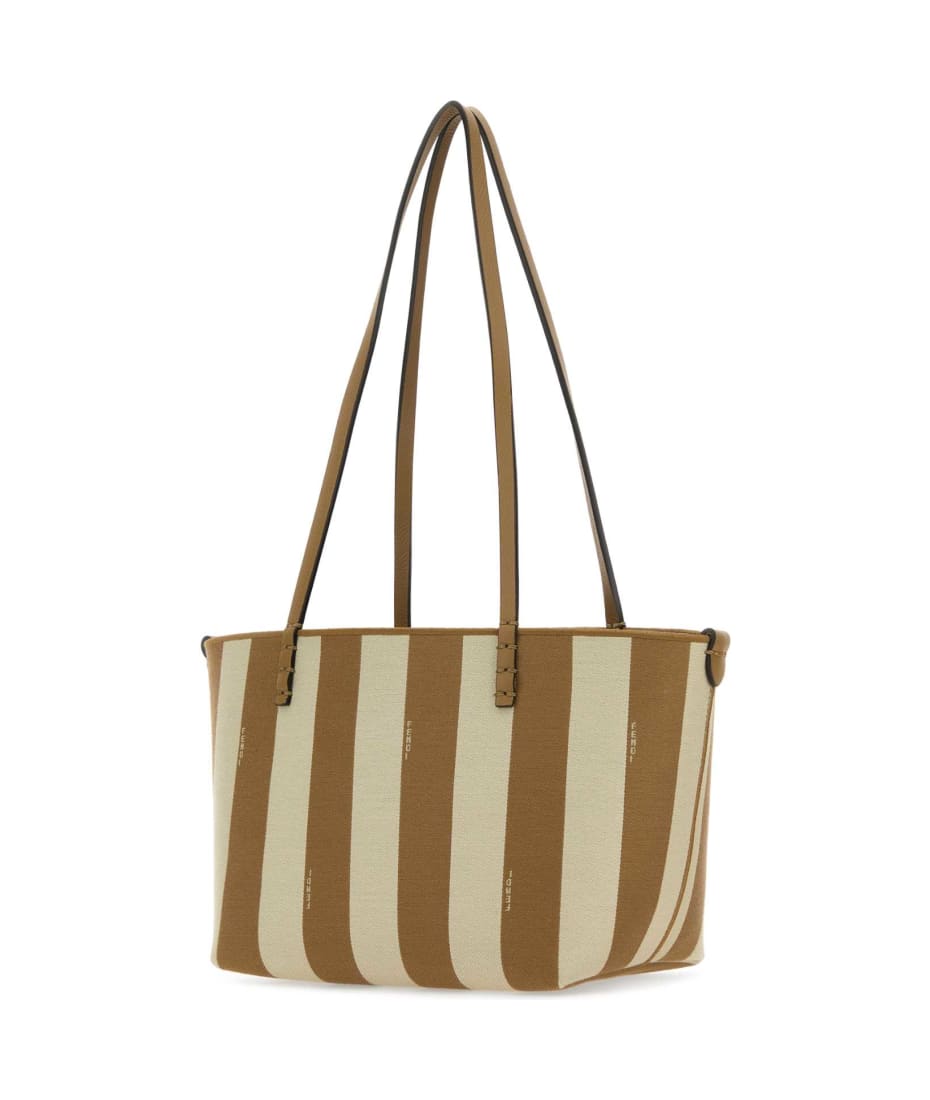 トートバッグ FENDI EMBROIDERED FABRIC SMALL ROLL REVERSIBLE SHOPPING BAG Fendi Embroidered Fabric Small Roll Reversible Shopping Bag