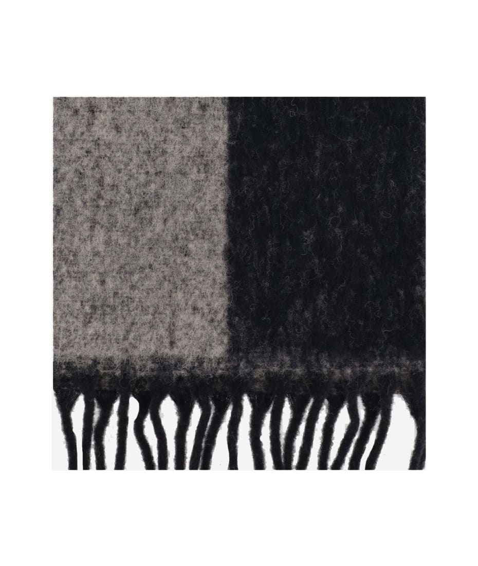 【送料&関税込】Patou Wool Blend Scarf With Logo Patou Wool Blend Scarf With Logo | italist