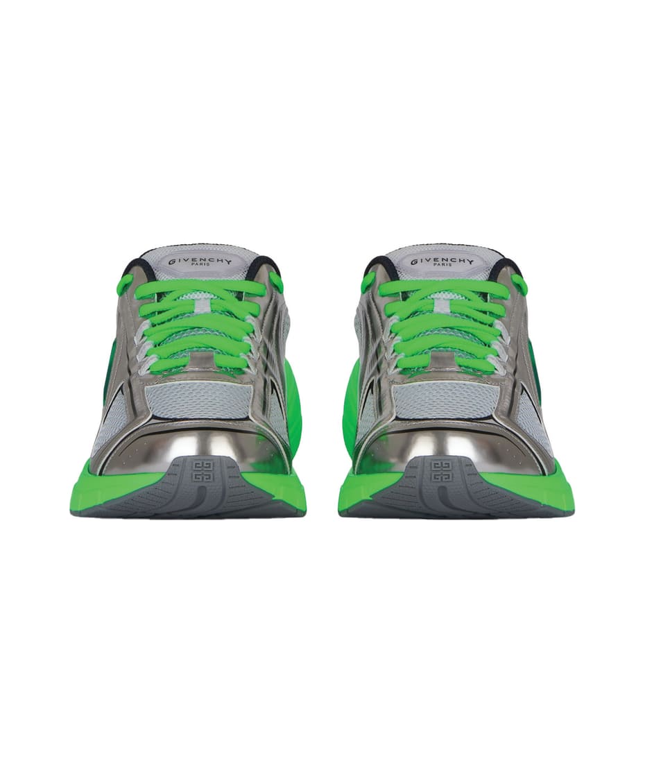 【送料&関税込】Givenchy Green And Silver Tk-mx Runner Sneak Givenchy Green And Silver Tk-mx Runner Sneakers | italist