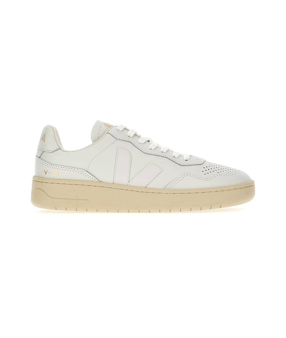 【関税込み】VEJA ホワイト＆イエロー V-90 レザースニーカー Veja White Leather V-90 Sneakers | italist